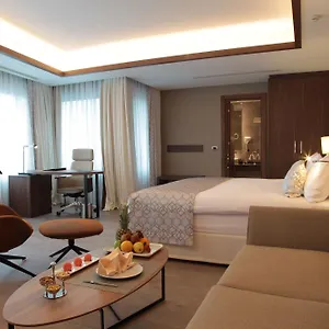 فندق بريكس إسطنبول, اسطنبول